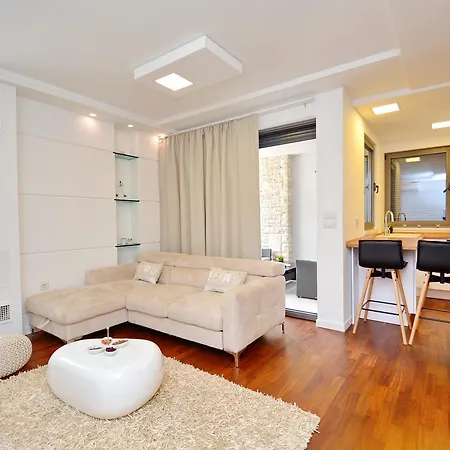 Apartment Luxury Leon