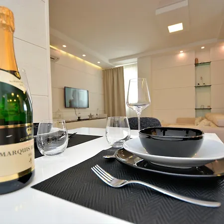 Apartment Luxury Leon *