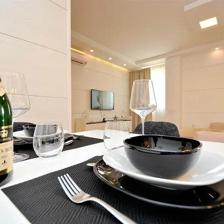 Apartment Luxury Leon Zadar